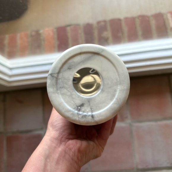 NWOT wellness travel bottle with built in foldable straw - Picture 5 of 6